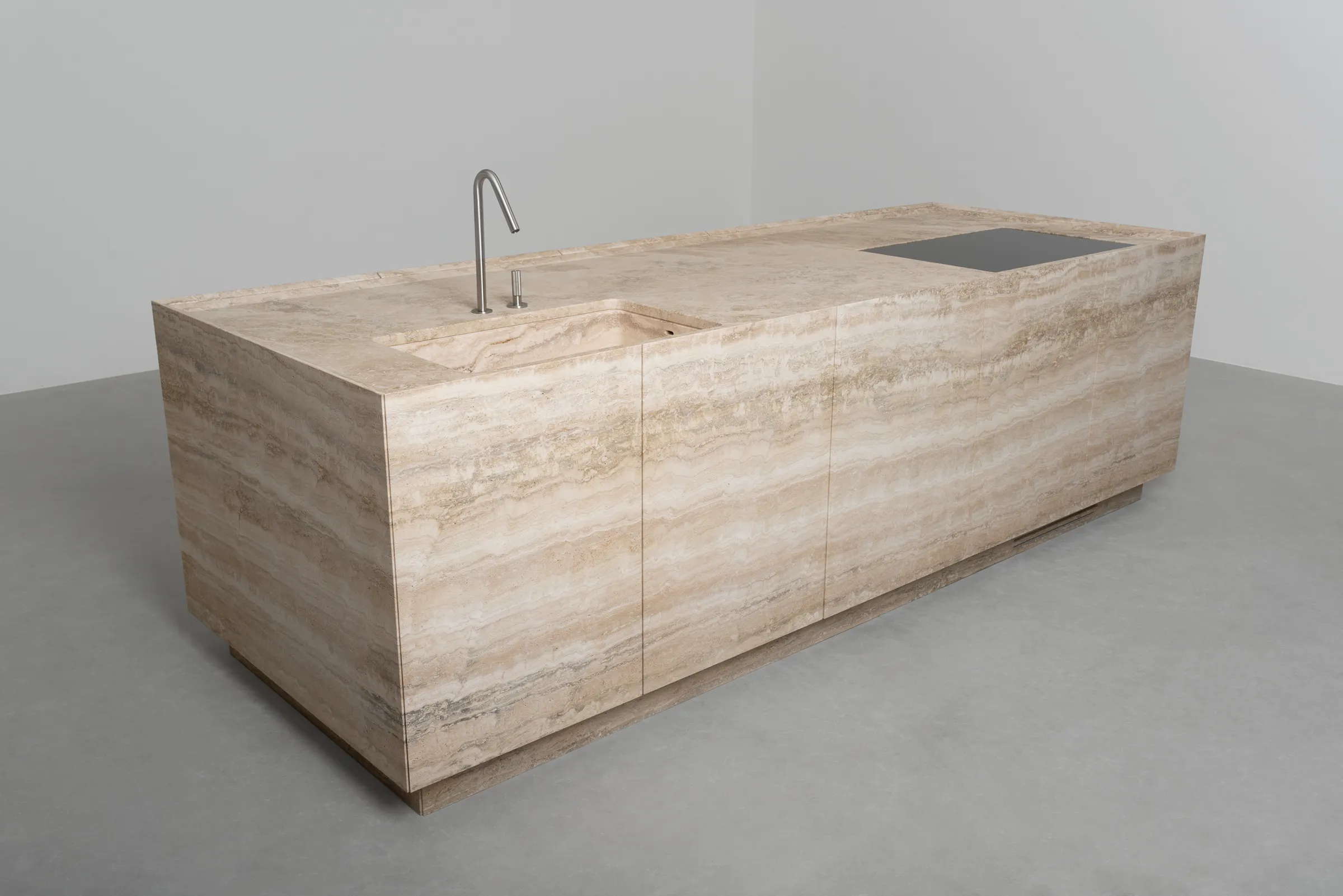 Impluvium — Bianco Rapolano travertine, view 4